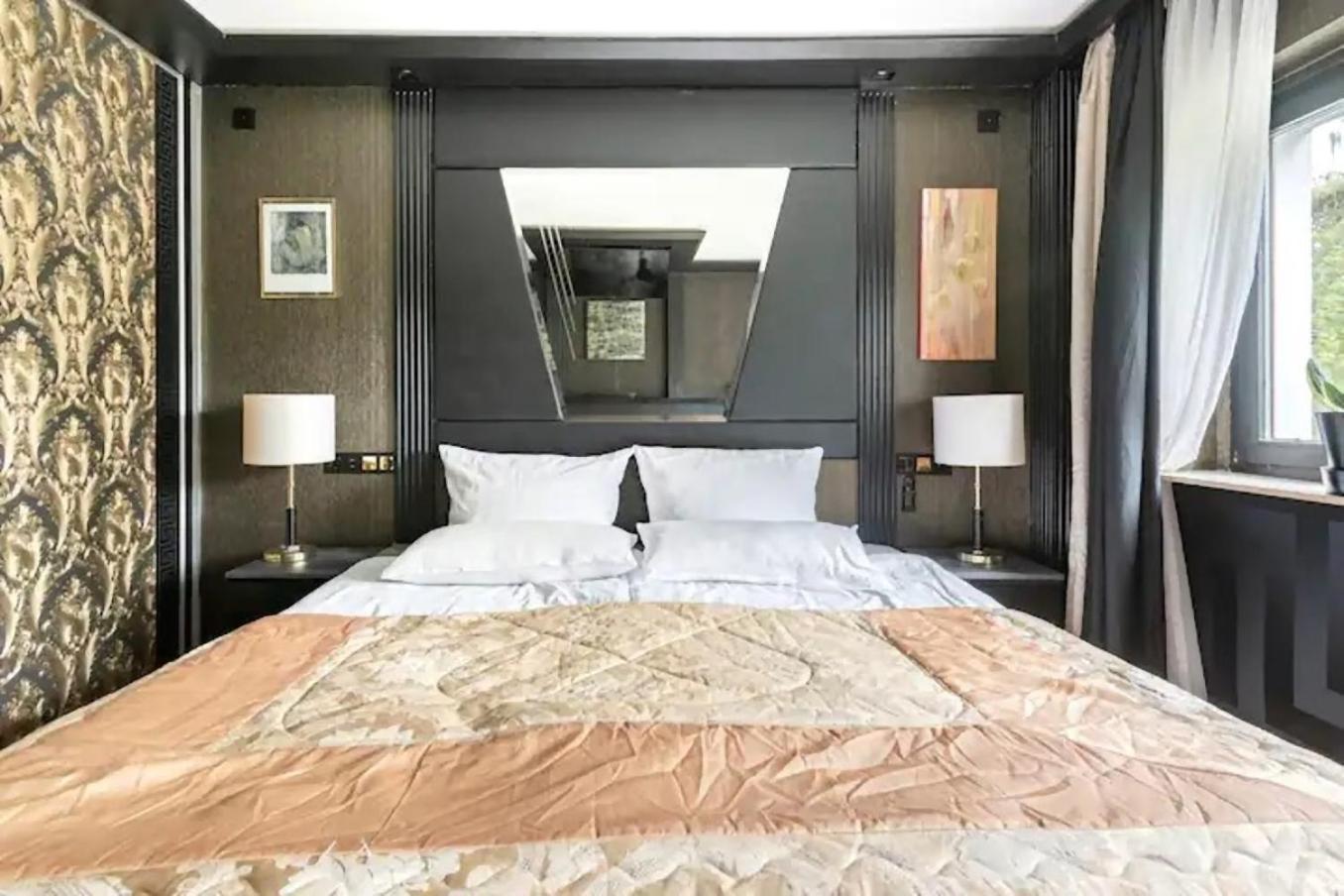 Miet-Kamp Ruhig, Zentral, Nahe Messe, Ausgefallenes Design 2 Schlafzimmer Berlin Exteriör bild